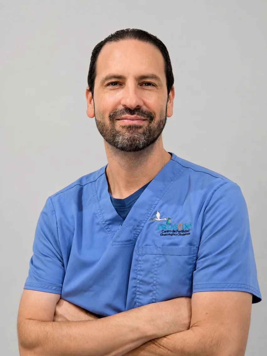 Dr. Francisco Estrada Garwood, director médico de Dr. Cigüeña